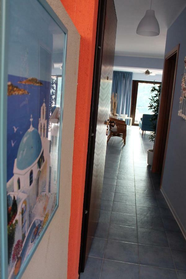 Appartement Light Blue House à Letojanni Extérieur photo